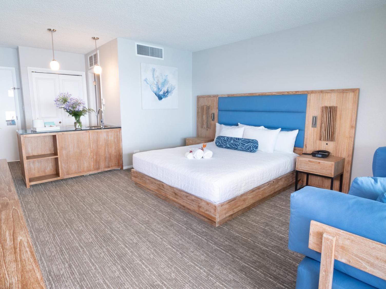 Lagoon Tower Renovation Ocean View Room